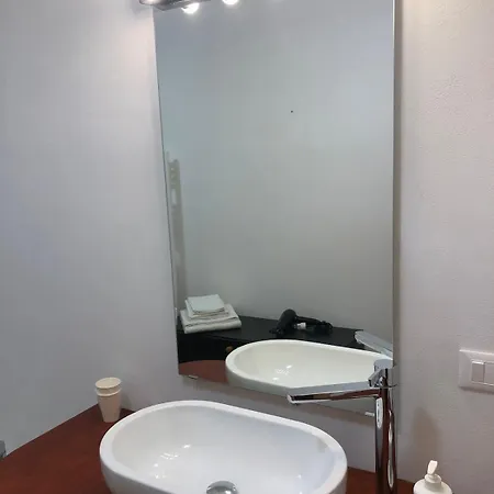 Saint Roch - Privata Con Bagno - Vista Su Giardino - Colazione
