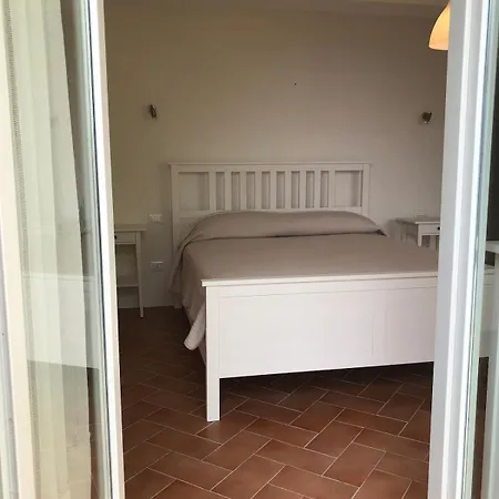 Saint Roch - Privata Con Bagno - Vista Su Giardino - Colazione בית הארחה Ponzano Superiore